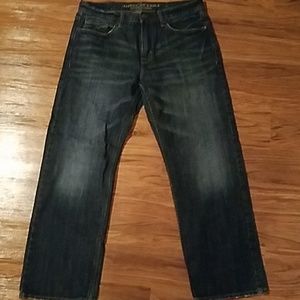 American Eagle blue jeans